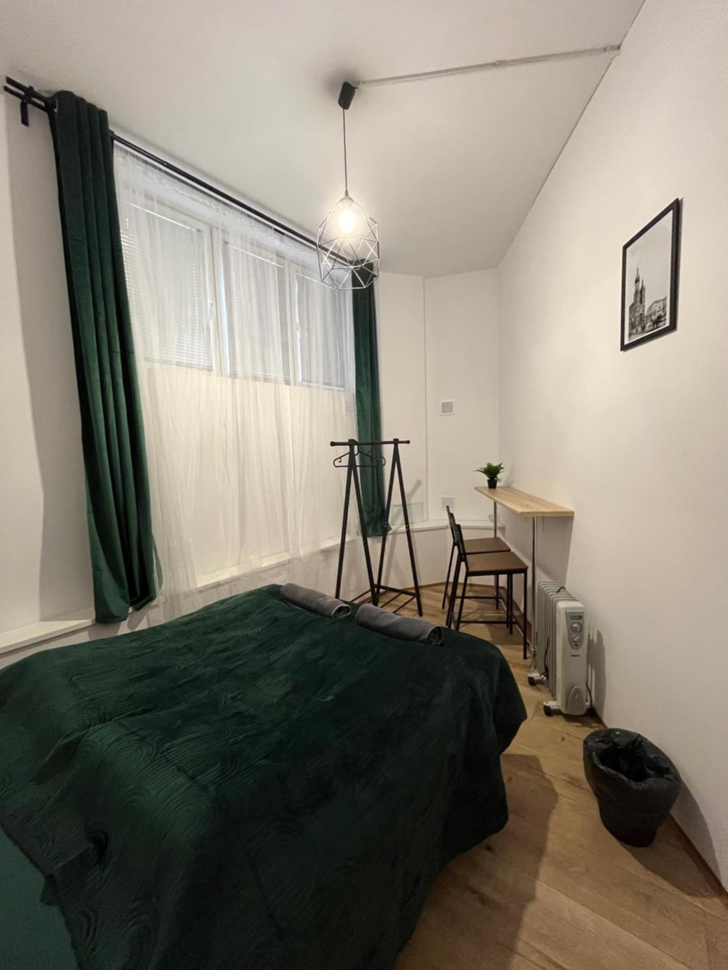 Tomtom Hostel Krakow Luaran gambar